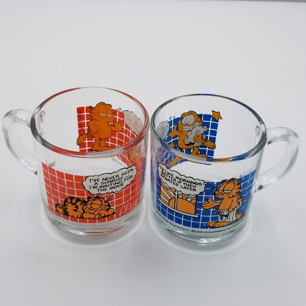 Two Vintage 1978 McDonalds Garfield and Friends Glass Coffee/Tea Cups